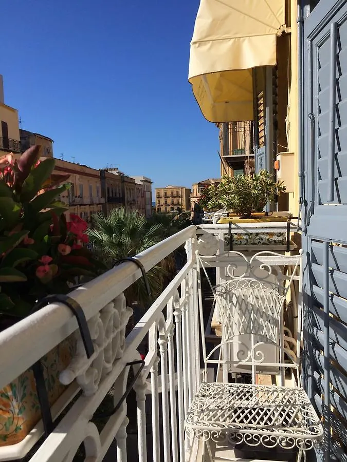 Bed & Breakfast Palazzo Melluso Luxury Suite Porto Empedocle